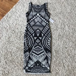 ✨NWT✨ Windsor Midi Dress